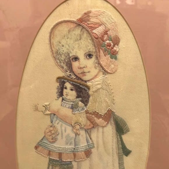 💥SALE💥 Vintage Lovely Little Girl and Her Doll Needlework